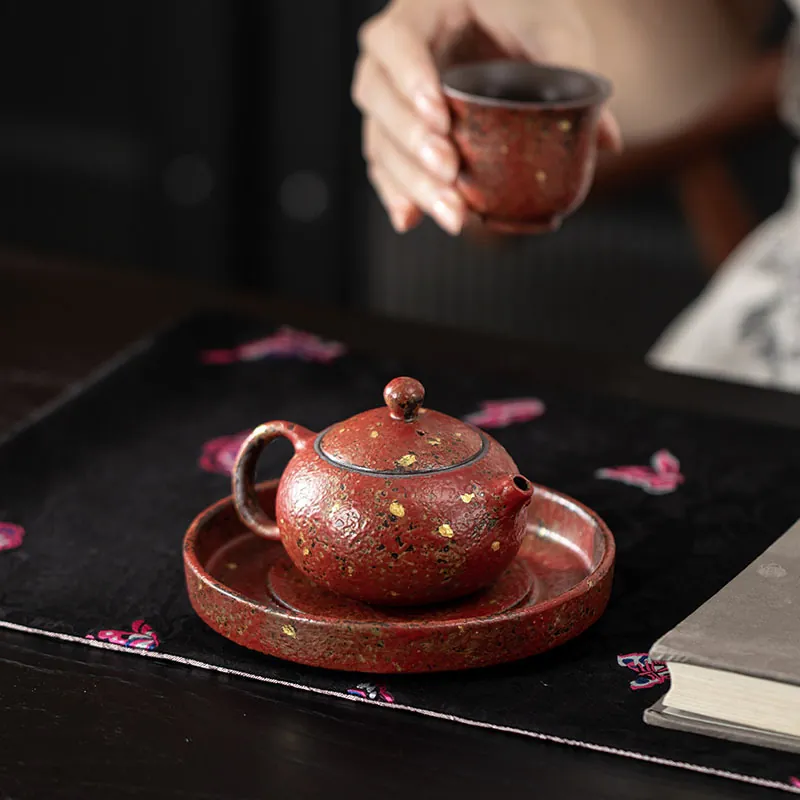 Custom Gilt Red Ceramic Tea Tray Round Teapot Holder Tea Accessory