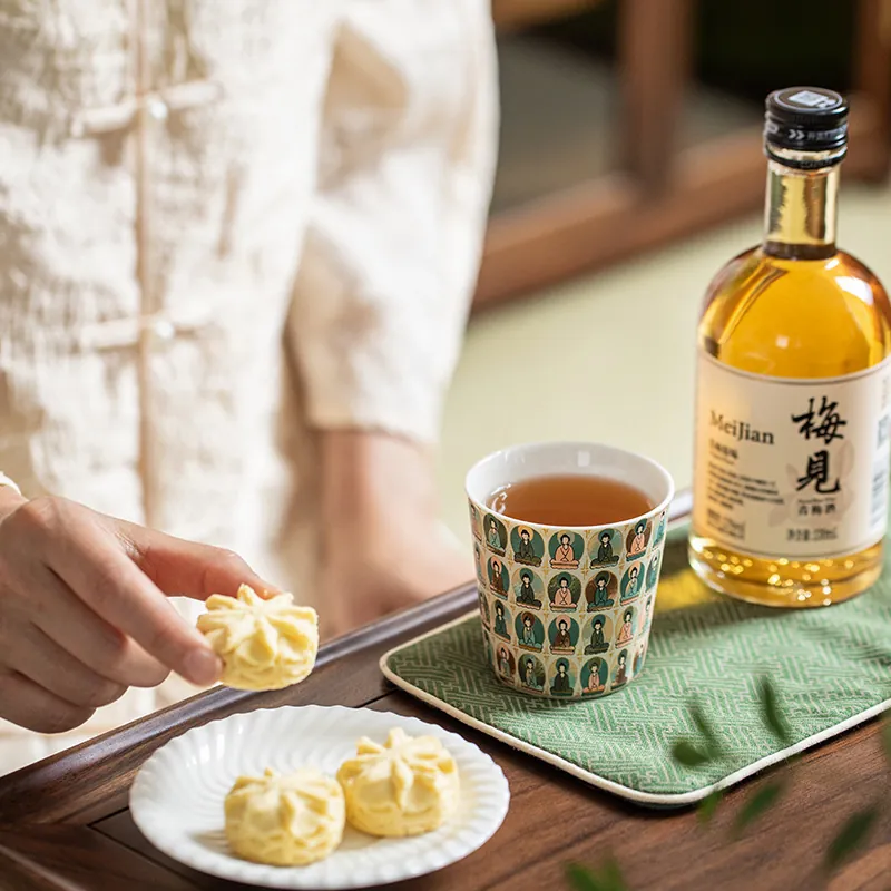 Dunhuang Ceramic Large Tea Host Cup Kung Fu Tasting Cup Thousand Buddha Cola Cup