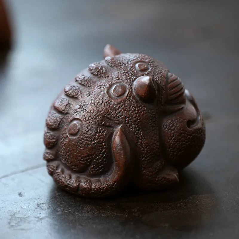 Factory Direct Yixing Zisha Tea Pet Three Legged Money Toad Pixiu Figurine 2 Factory Direct Yixing Zisha Tea Pet Three Legged Money Toad Pixiu Figurine - Image 2