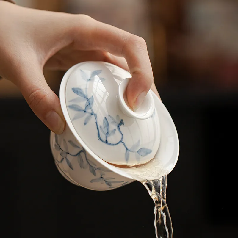 Hand Painted Blue And White Porcelain Gaiwan Large Home Tea Bowl Set