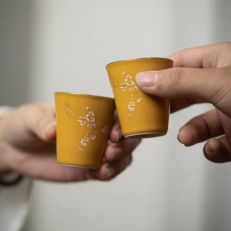 Miyan Bright Yellow Handmade Gilded Gongfu Tasting Cup Vintage Host Cup